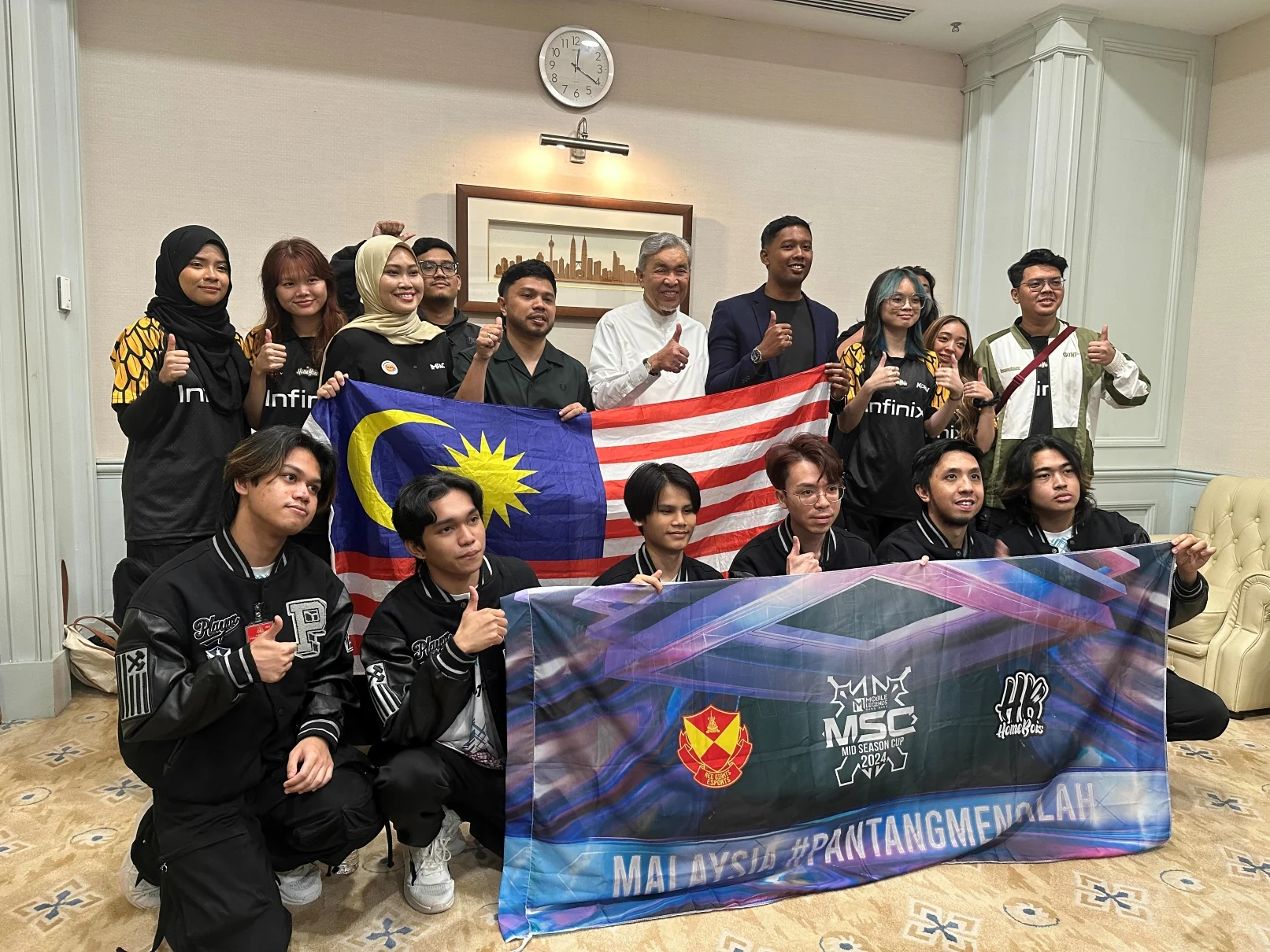 Malaysia's Deputy Prime Minister sends off Mobile Legends: Bang Bang representatives to the Esports World Cup in Riyadh, commits to make Malaysia a leading destination for esports tourism
