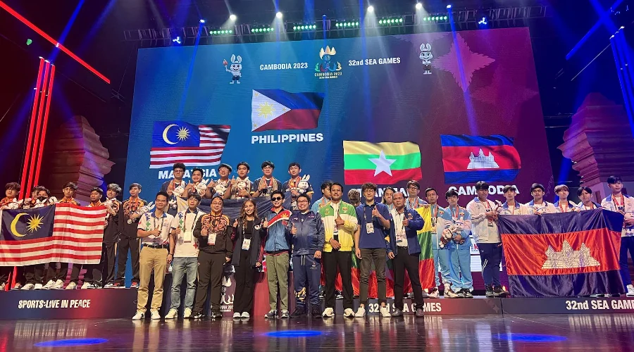 Team Philippines and Indonesia dominate the 32nd Southeast Asian Games - MLBB 'Male' and 'Female' Category